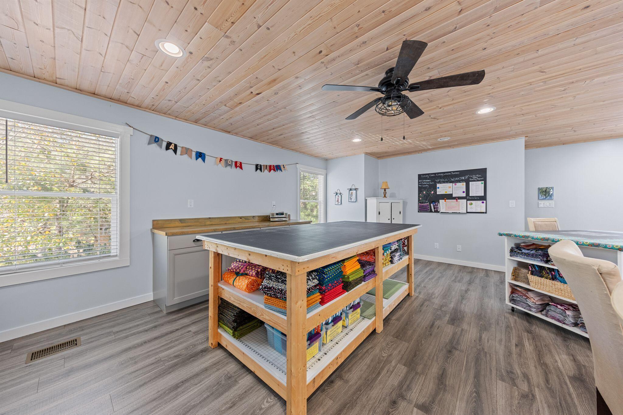 236 Bayou Circle Freeport, FL 32439 - Photo 21 of 43 Moore Media_36