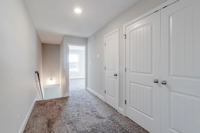 $1,295 | 1000 Henry Pl Boulevard, Unit 902, Clarksville, TN 37042