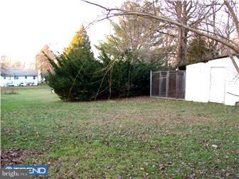 651 Edinburg Road Hamilton, NJ 08619 - Photo 4 of 12 Exterior Back