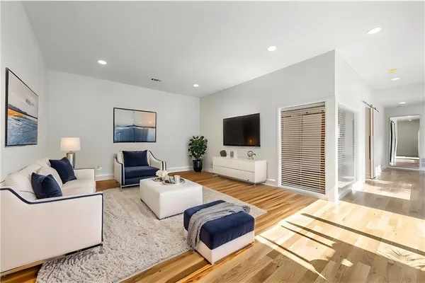 a view of yard with seating area