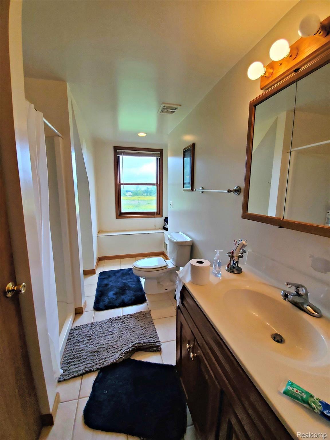 9320 Horton Road Goodrich, MI 48438 - Photo 32 of 39 32.jpg