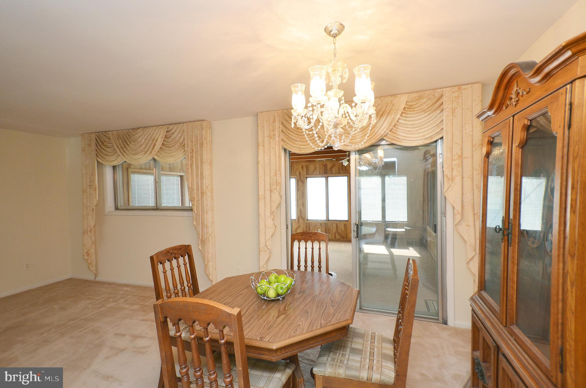 4313 Franconia Road Alexandria, VA 22310 - Photo 14 of 42 Dining Room