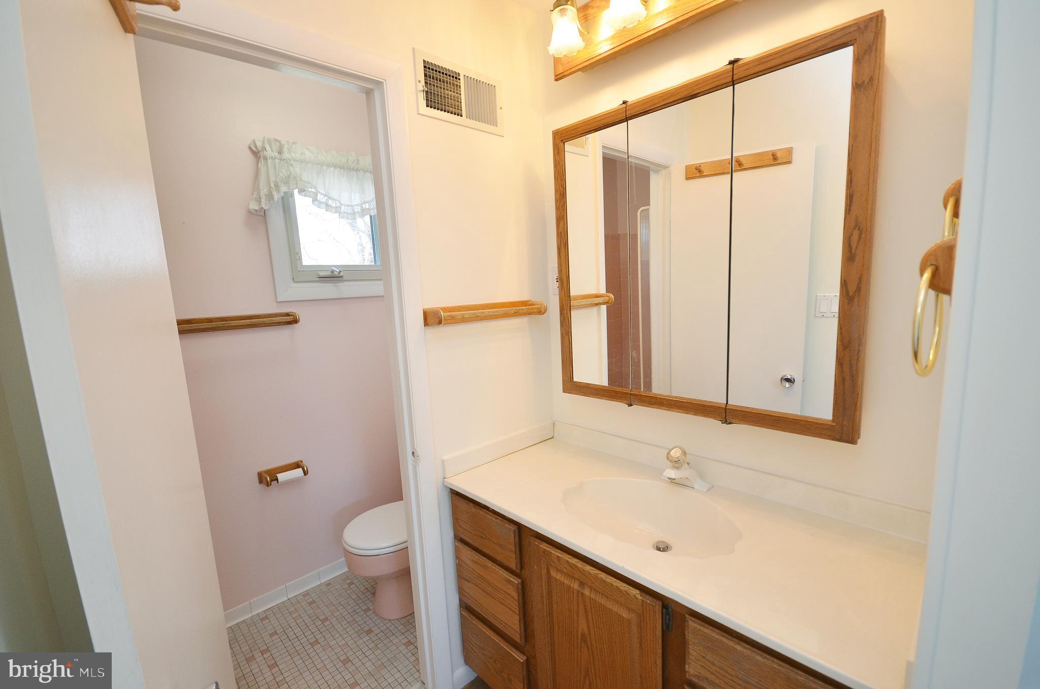 4313 Franconia Road Alexandria, VA 22310 - Photo 23 of 42 Master Bathroom
