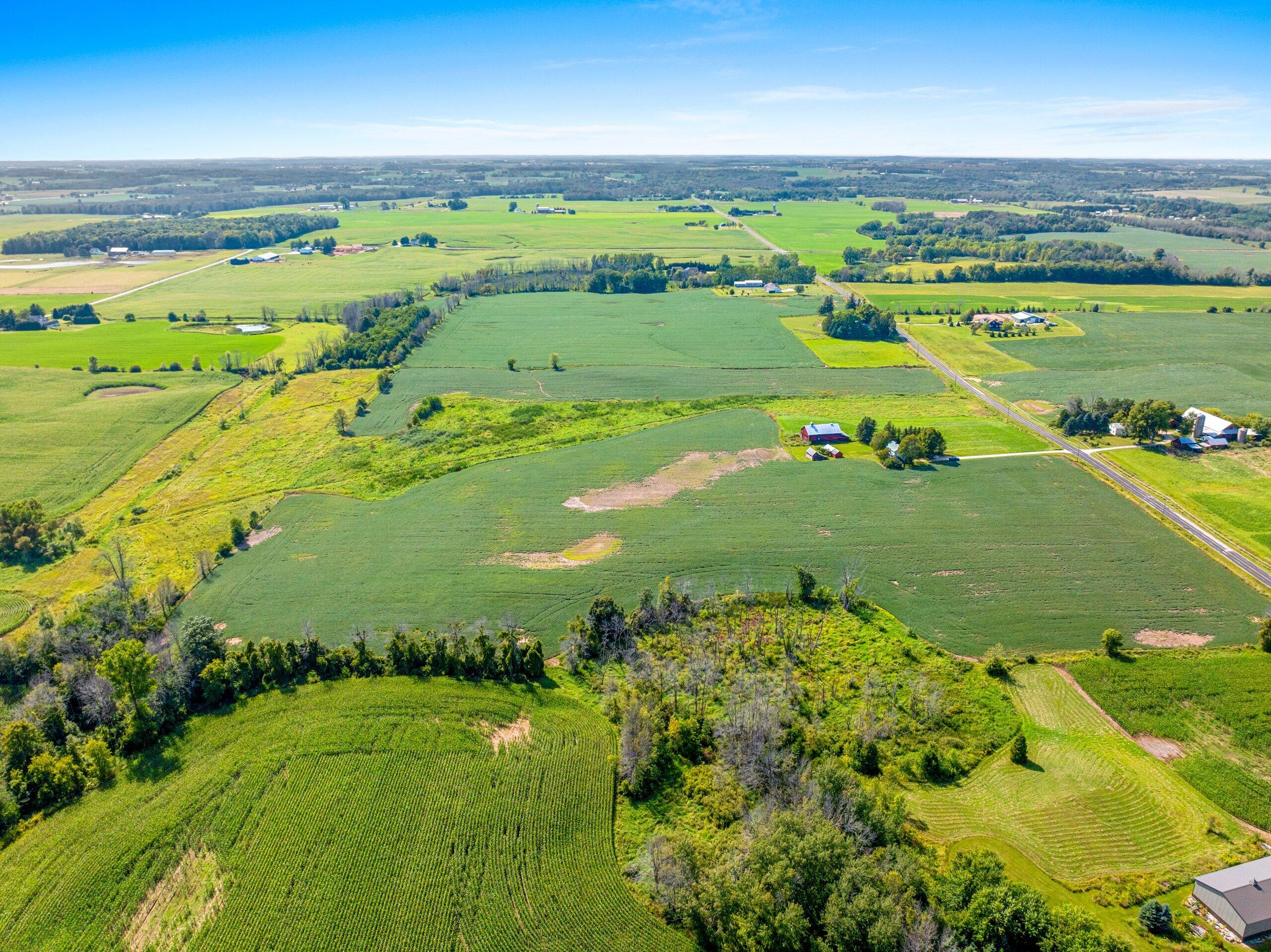 8177 Middle Road Manitowoc Rapids, WI 54220 - Photo 5 of 6 DJI16.JPG-SMALL