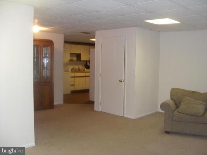 2001 Blue Mt Road Monkton, MD 21111 - Photo 6 of 13 Apartment Living Room
