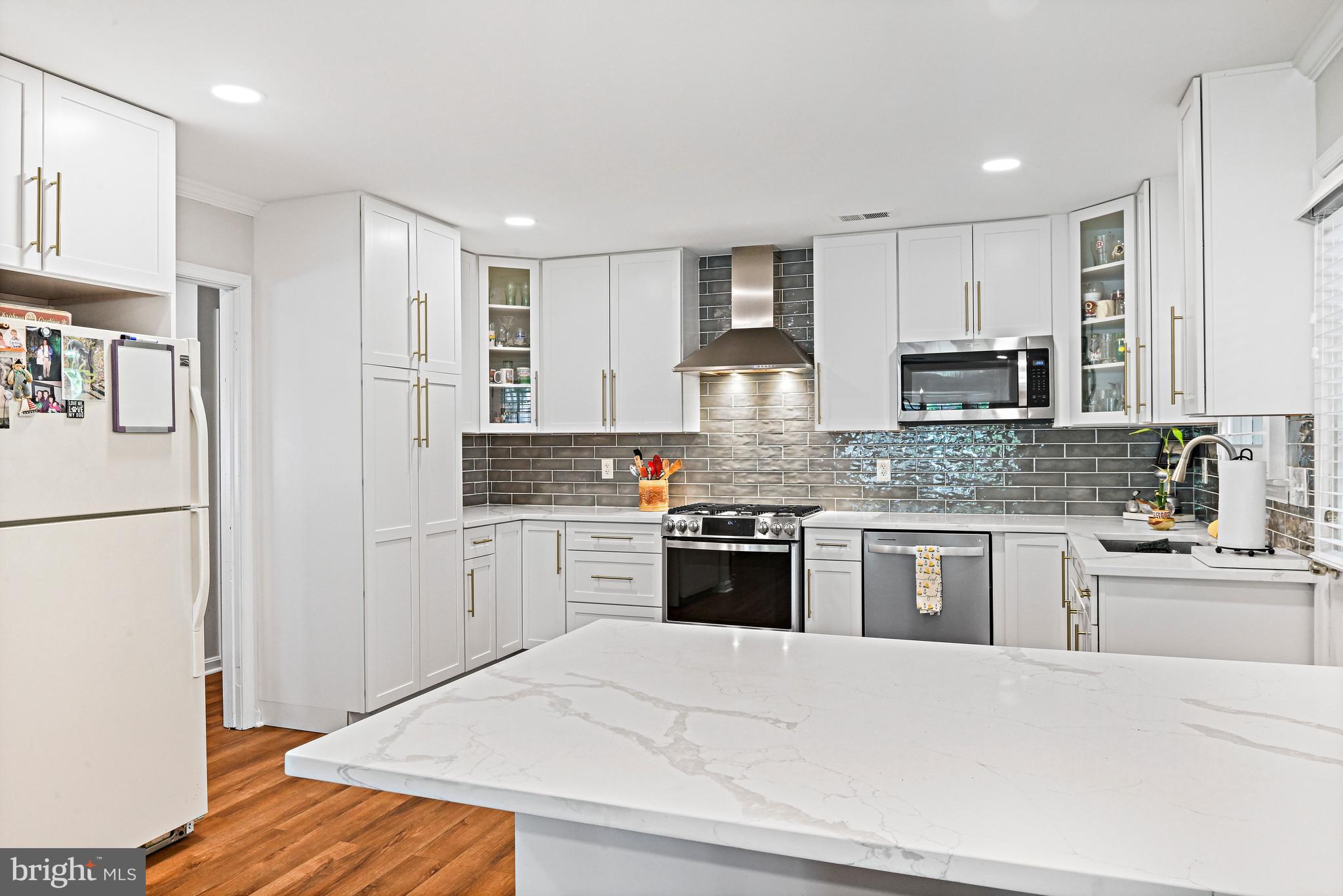 6914 Chelsea Road McLean, VA 22101 - Photo 7 of 19