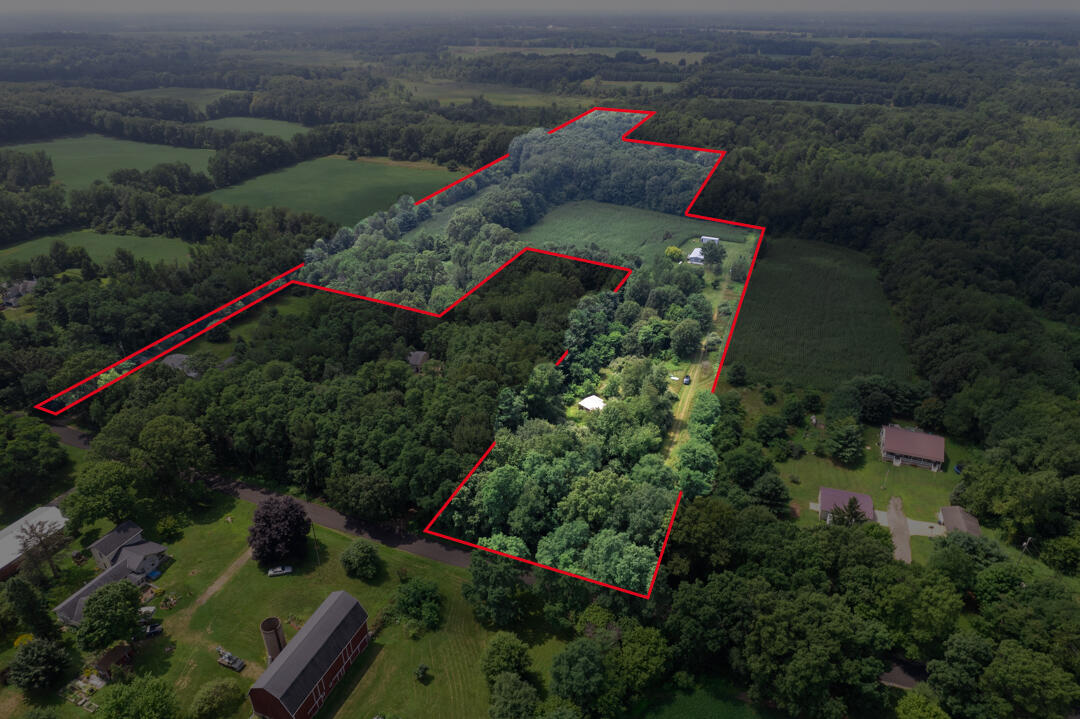 3245 Pickett Road Albion, MI 49224 - Photo 3 of 22 DRONE - 3245 Pickett Rd Parma MI-08 BORD