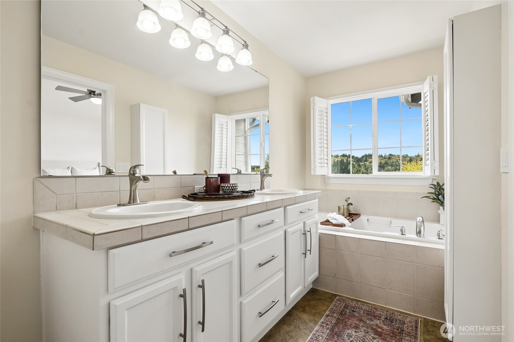 24124 40th Avenue Southeast, Unit 20 Bothell, WA 98021 - Photo 12 of 19