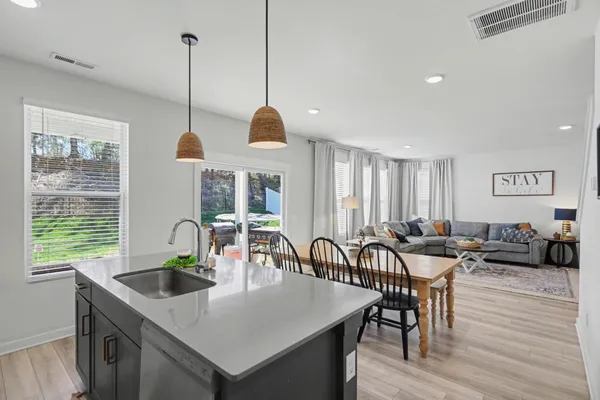 $425,000 | 611 Ballard Drive, White House, TN 37188