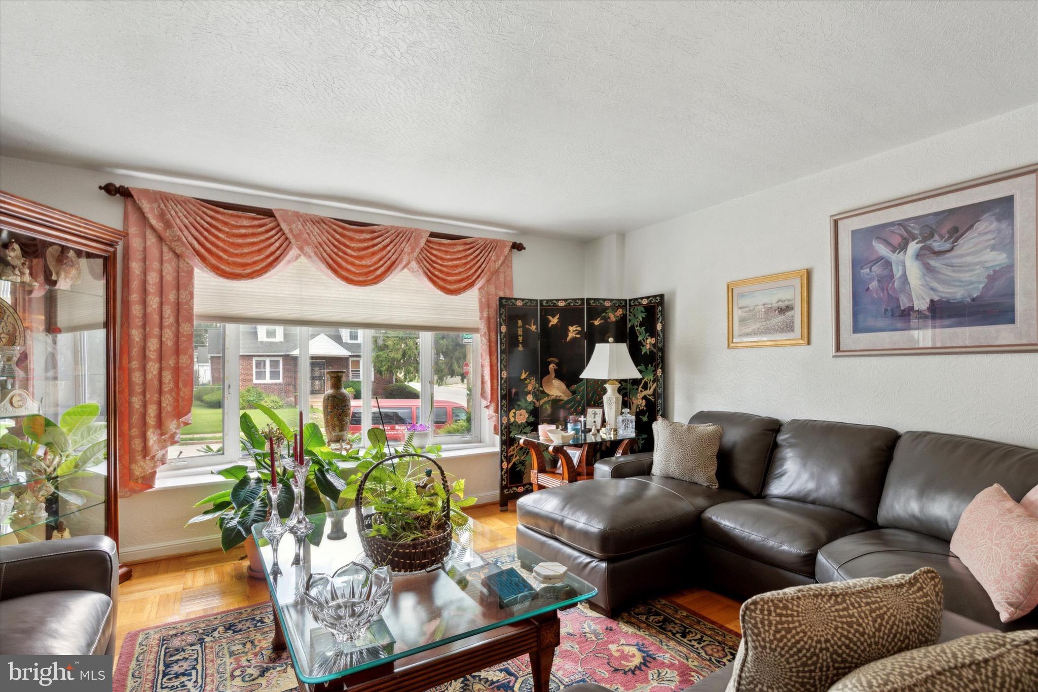 8102 Rugby Street Philadelphia, PA 19150 - Photo 3 of 19 Beautiful bay window views