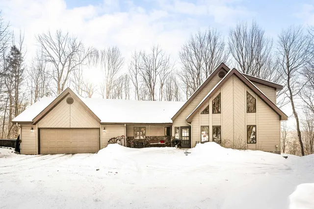 $529,900 | 4750 Mary Ln Drive, Hermantown, MN 55811