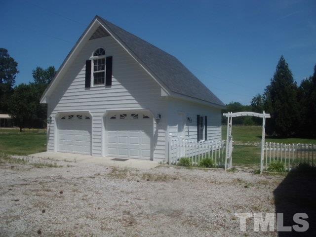 5532 Barham Siding Road Wake Forest, NC 27587 - Photo 3 of 25 2 Car Detached Garage with finished bonus