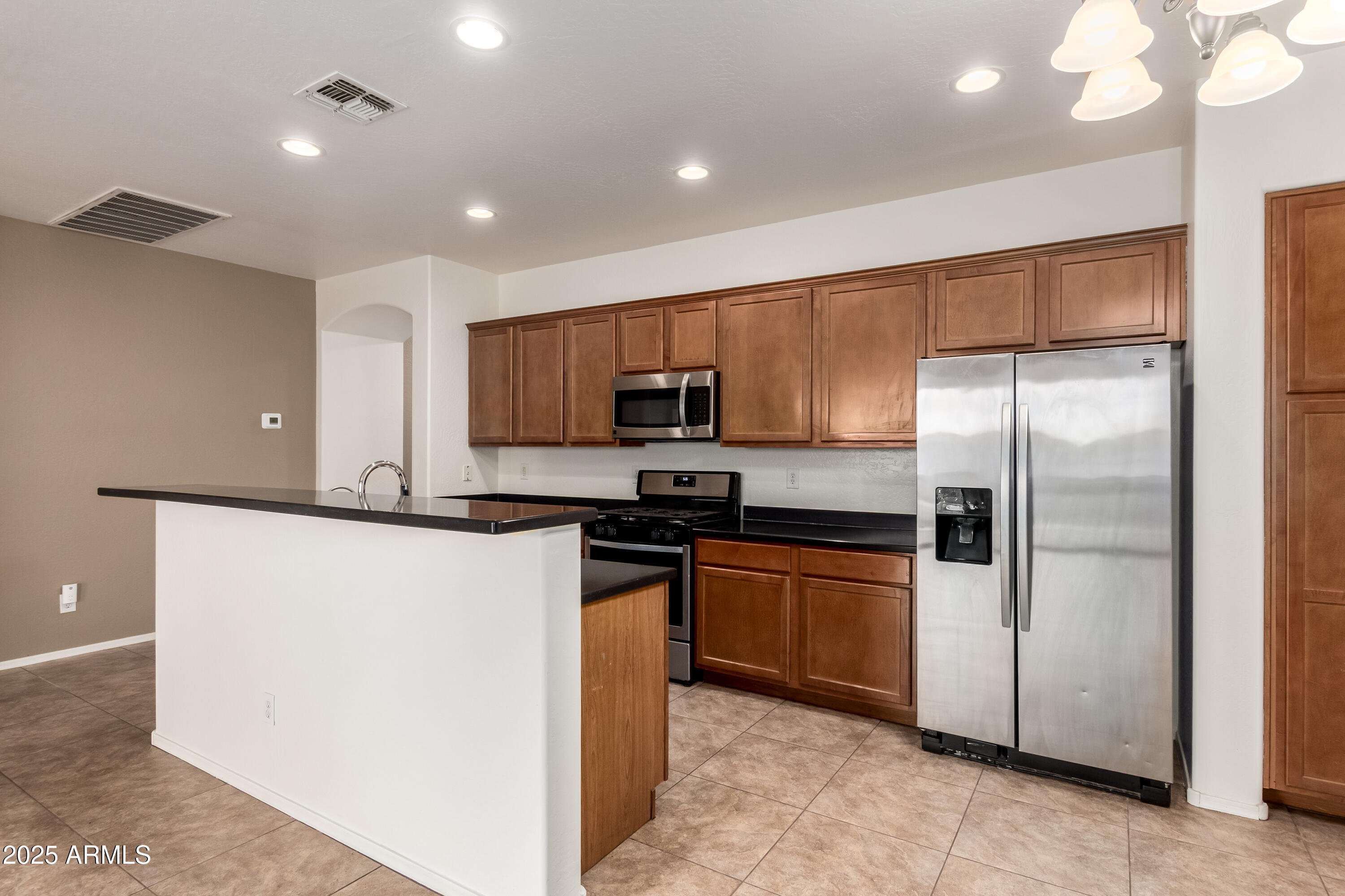 8848 West Cordes Road Tolleson, AZ 85353 - Photo 10 of 32 13
