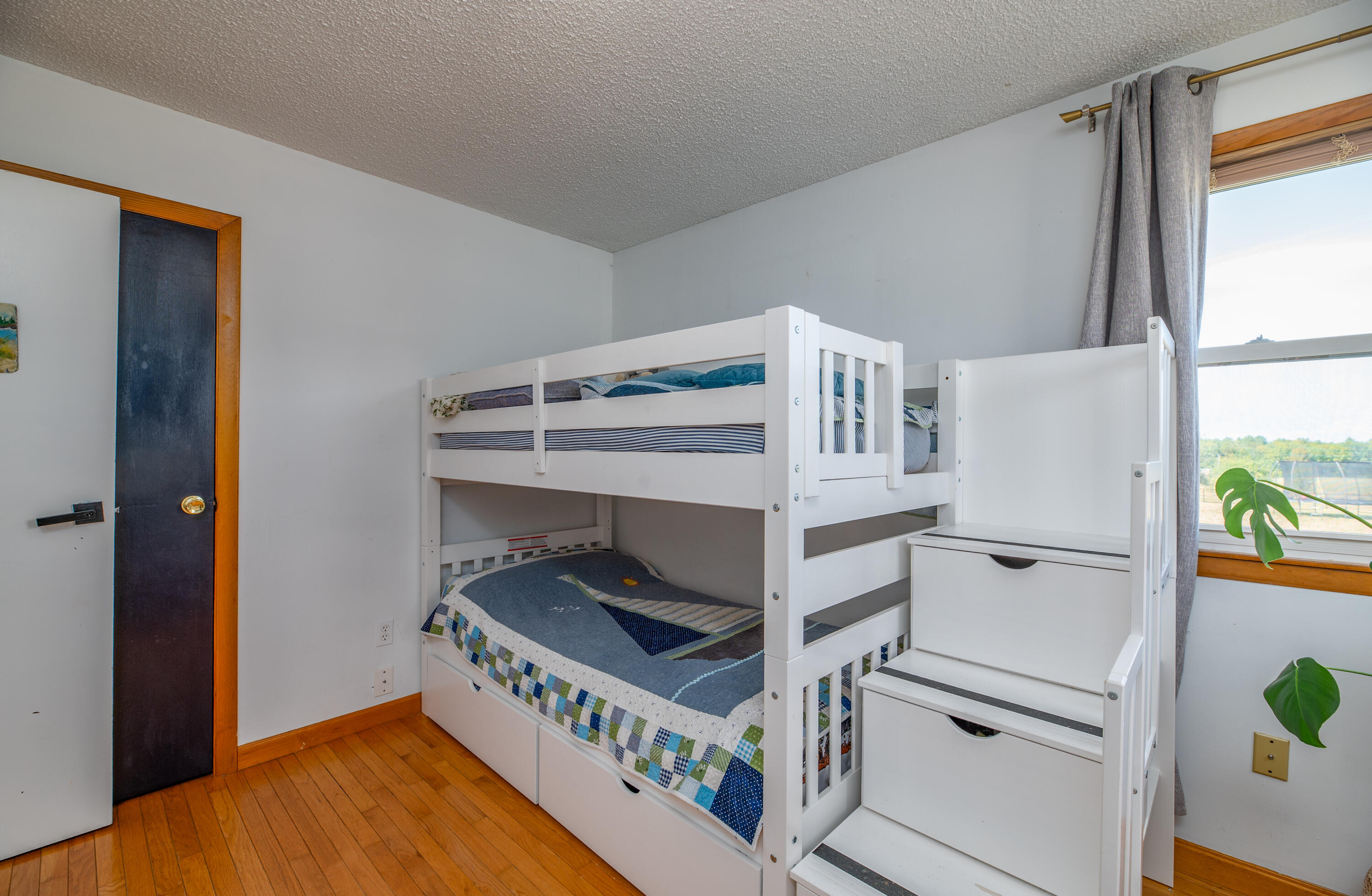 977 Wiscasset Road Pittston, ME 04345 - Photo 21 of 36 Interior15