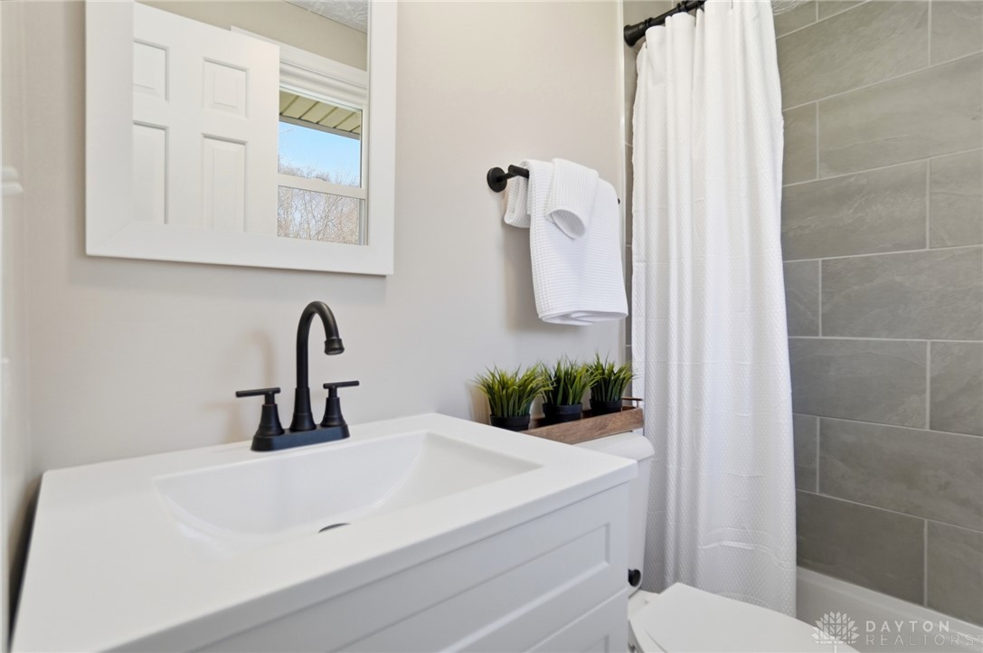 807 Linkhart Road Wilmington, OH 45177 - Photo 40 of 48