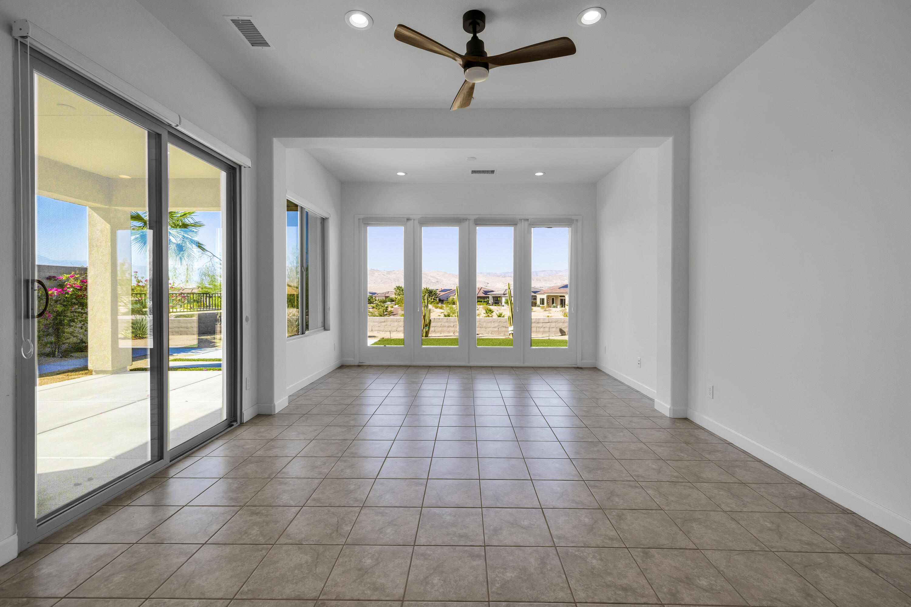 87 Zinfandel Rancho Mirage, CA 92270 - Photo 18 of 68 Dining Area with Views