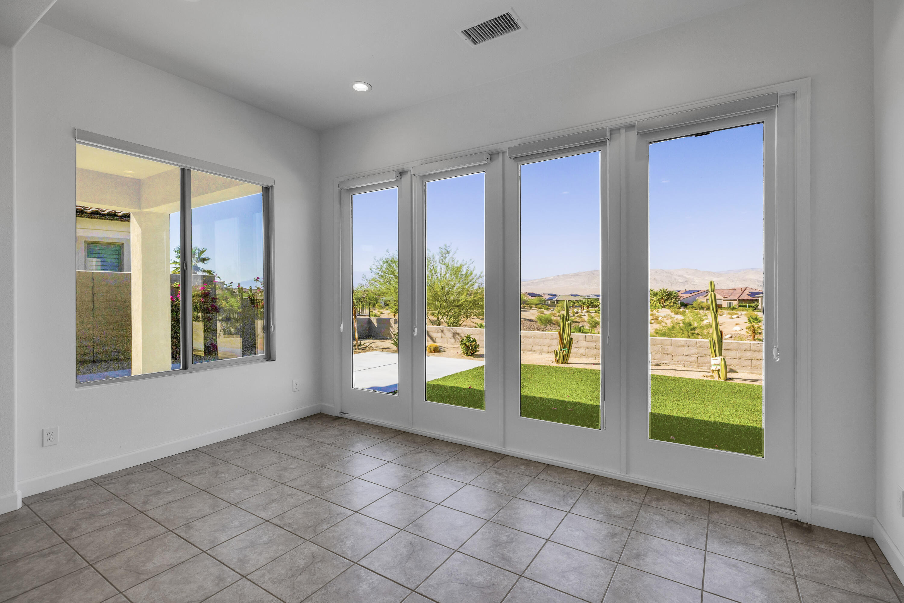 87 Zinfandel Rancho Mirage, CA 92270 - Photo 19 of 68 Dining Area with Views