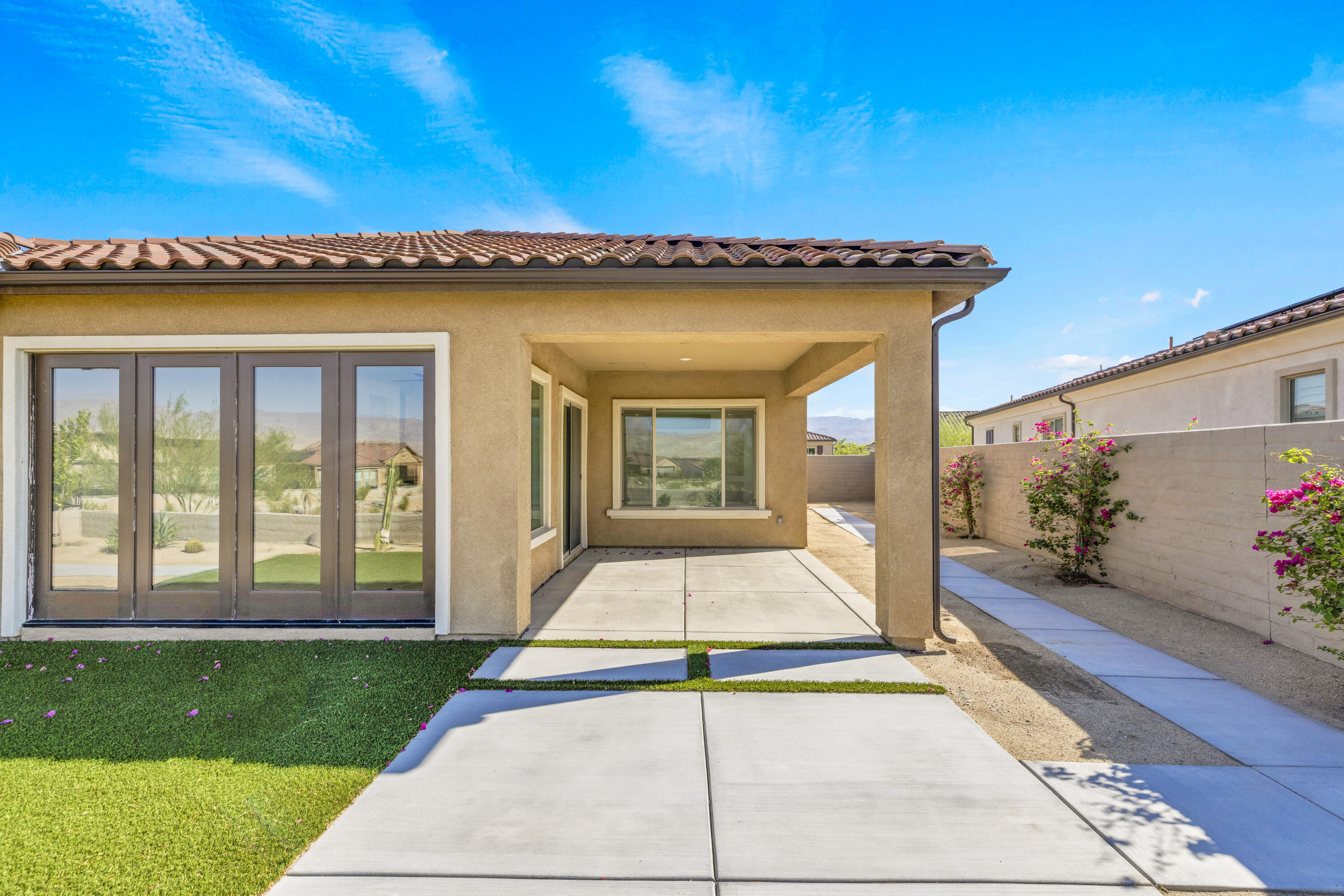87 Zinfandel Rancho Mirage, CA 92270 - Photo 40 of 68 Reverse View of Patio off Dining Area