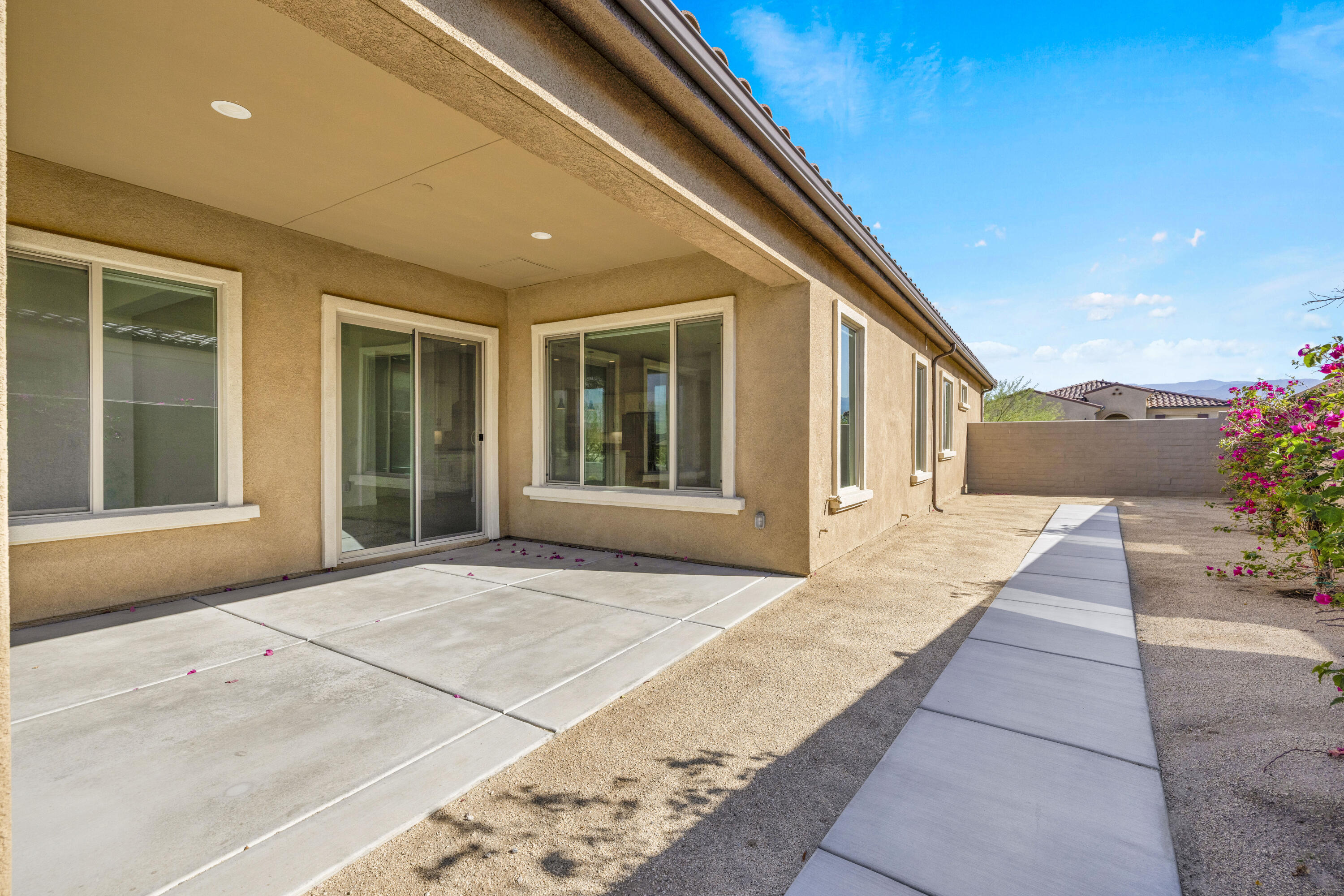 87 Zinfandel Rancho Mirage, CA 92270 - Photo 46 of 68 Patio