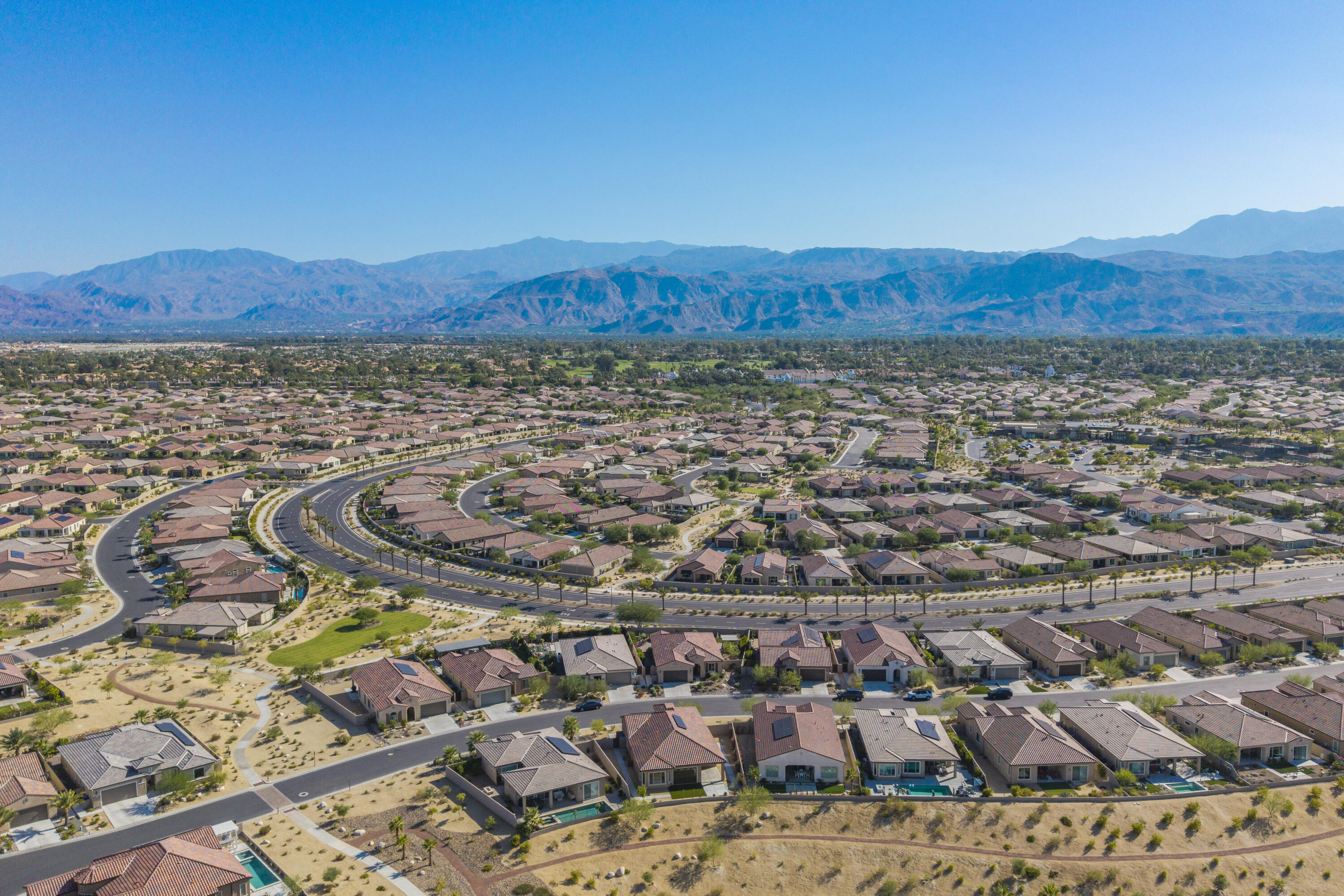 87 Zinfandel Rancho Mirage, CA 92270 - Photo 53 of 68 Community Aerial View