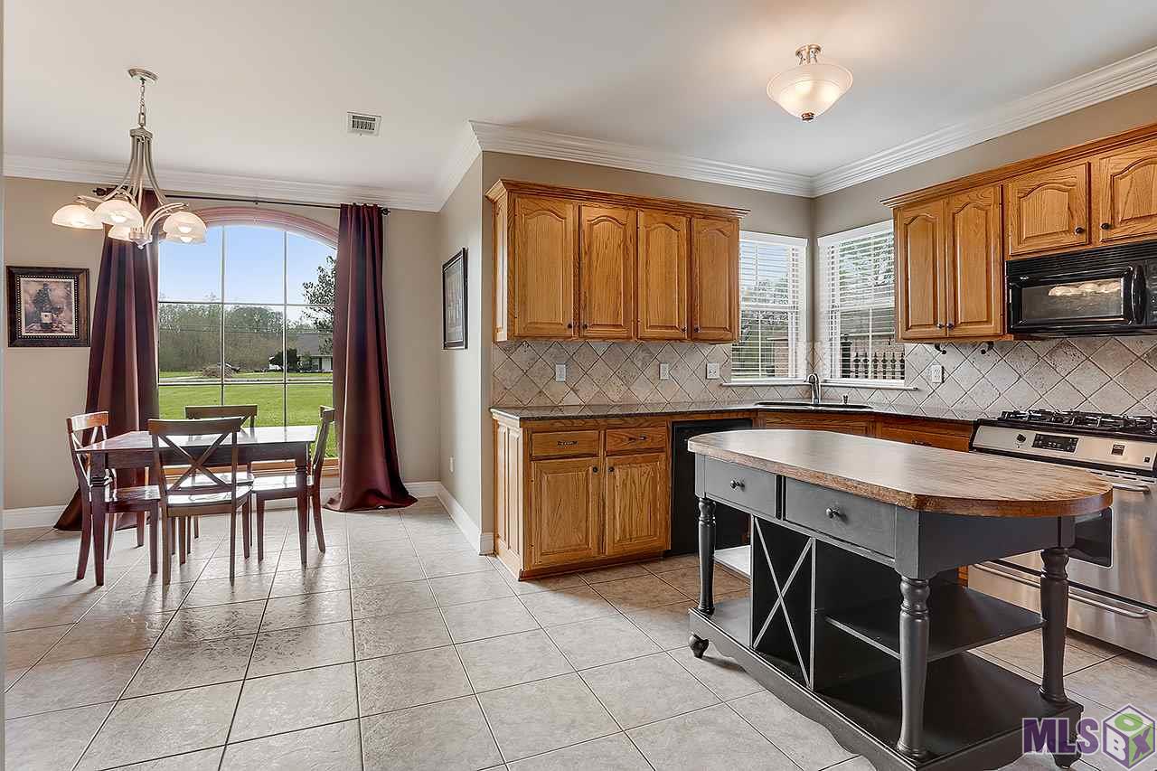 42330 Bayou Narcisse Road Gonzales, LA 70737 - Photo 4 of 10