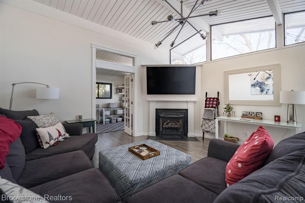 1191 Avon Manor Road Rochester Hills, MI 48307 - Photo 23 of 40