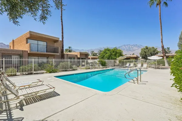 $399,999 | 2201 Los Patos Drive, Palm Springs, CA 92264