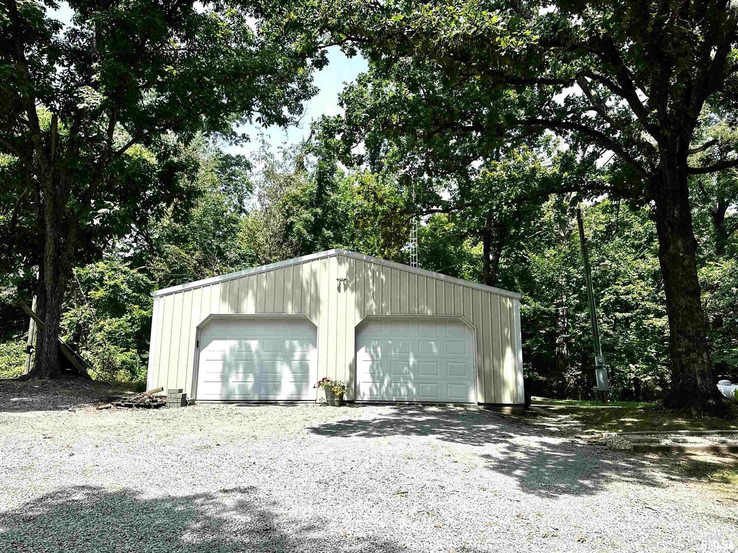 2030 Gierten Road Centralia, IL 62801 - Photo 7 of 13