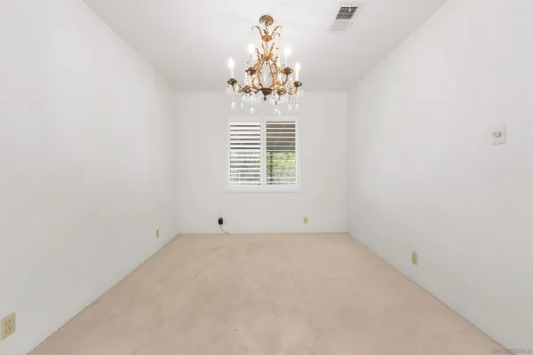 $500,000 | 250 Santa Rosa Road, El Centro, CA 92243