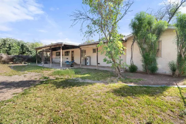 $500,000 | 250 Santa Rosa Road, El Centro, CA 92243