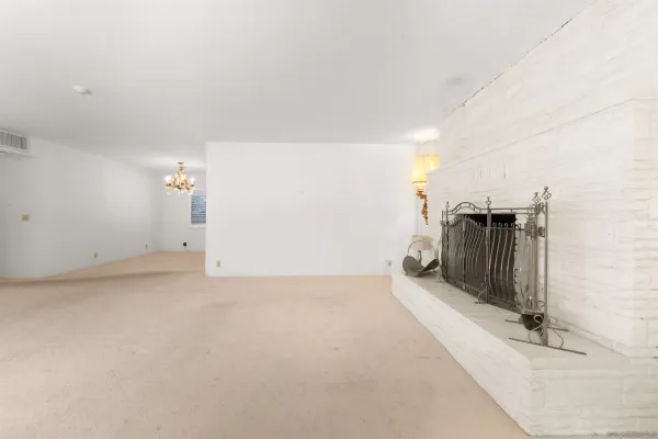 $500,000 | 250 Santa Rosa Road, El Centro, CA 92243