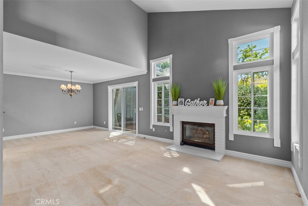 13595 Banyon Road Tustin, CA 92782 - Photo 9 of 48 Living Room