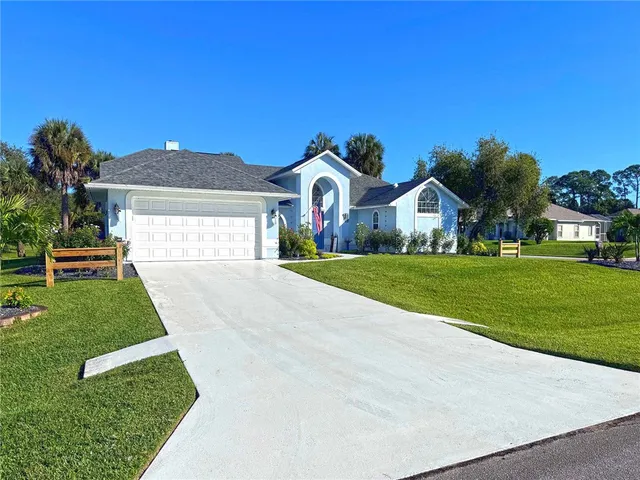 $550,000 | 4340 12th Street Southwest, Vero Beach, FL 32968