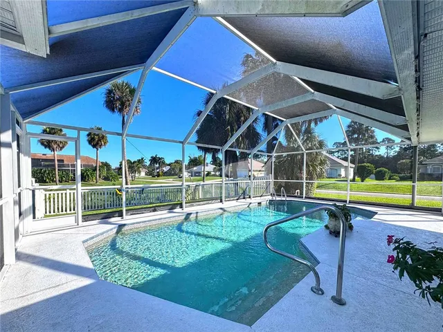 $550,000 | 4340 12th Street Southwest, Vero Beach, FL 32968
