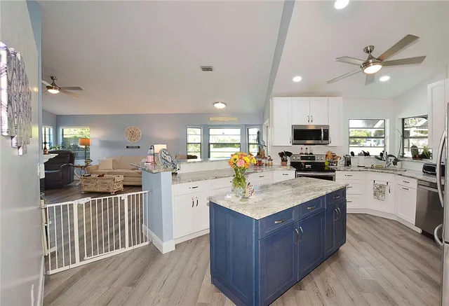 $550,000 | 4340 12th Street Southwest, Vero Beach, FL 32968