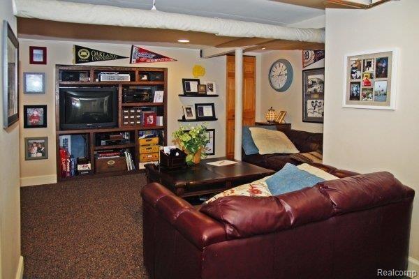 844 Bedford Road Grosse Pointe, MI 48230 - Photo 11 of 25 DSC08929