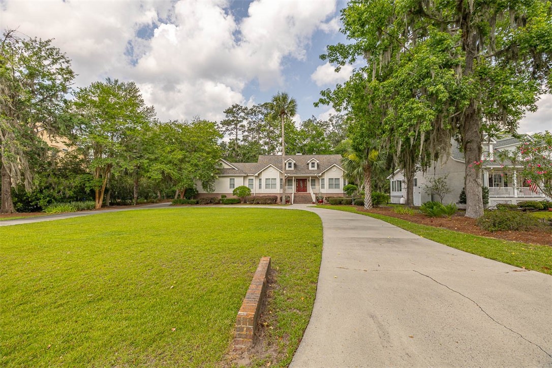 189 Harbor Pointe Drive Brunswick, GA 31523 - Photo 2 of 50