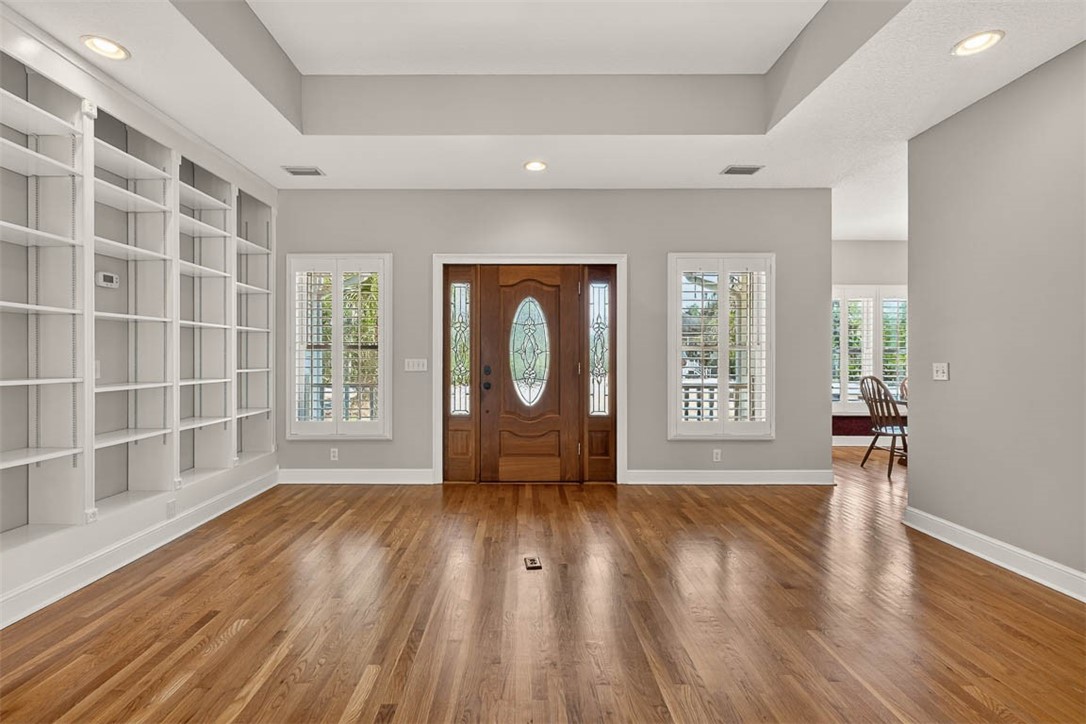 189 Harbor Pointe Drive Brunswick, GA 31523 - Photo 3 of 50