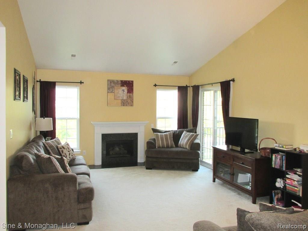 3609 Oakmonte Boulevard Rochester, MI 48306 - Photo 11 of 29