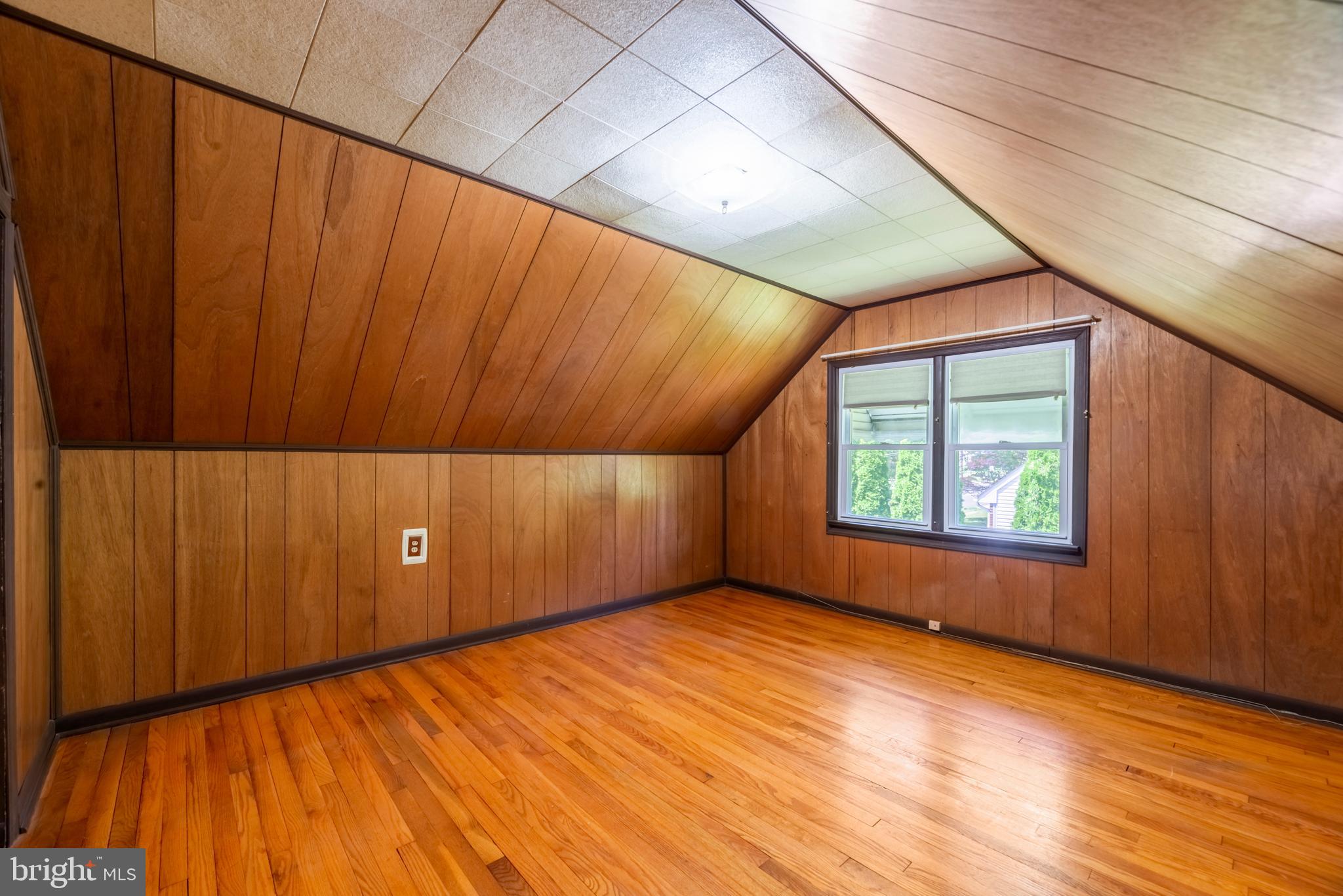 246 Youngs Road Hamilton, NJ 08619 - Photo 17 of 22 Gallery Image 17