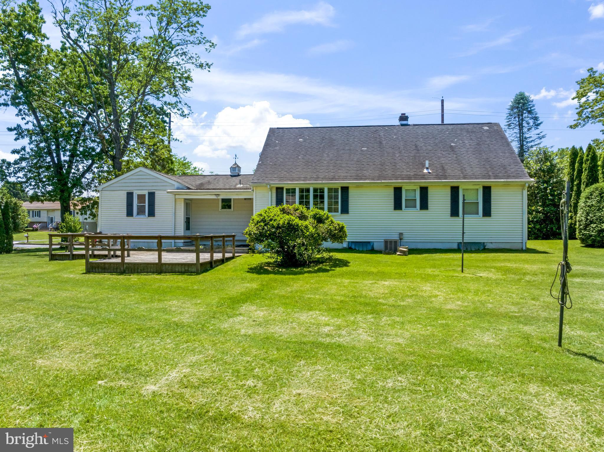 246 Youngs Road Hamilton, NJ 08619 - Photo 21 of 22 Gallery Image 21