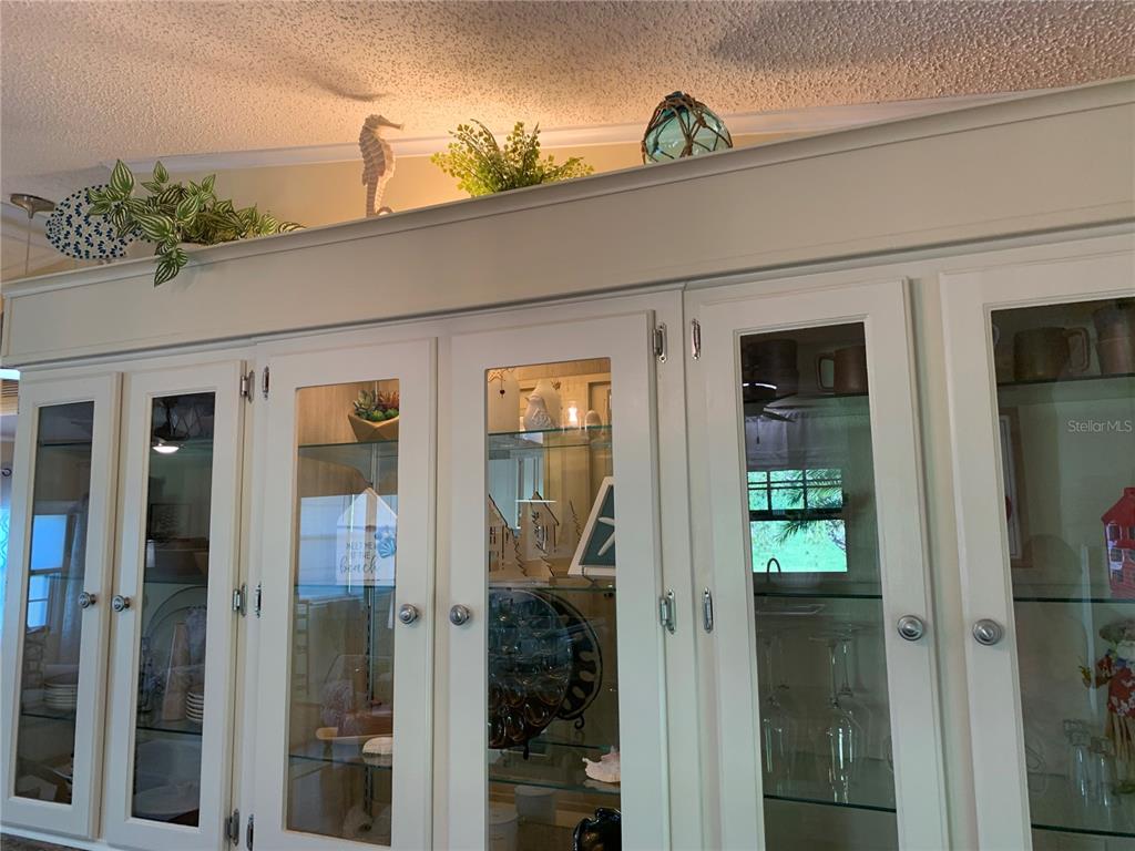 8304 Princess Court Palmetto, FL 34221 - Photo 15 of 44