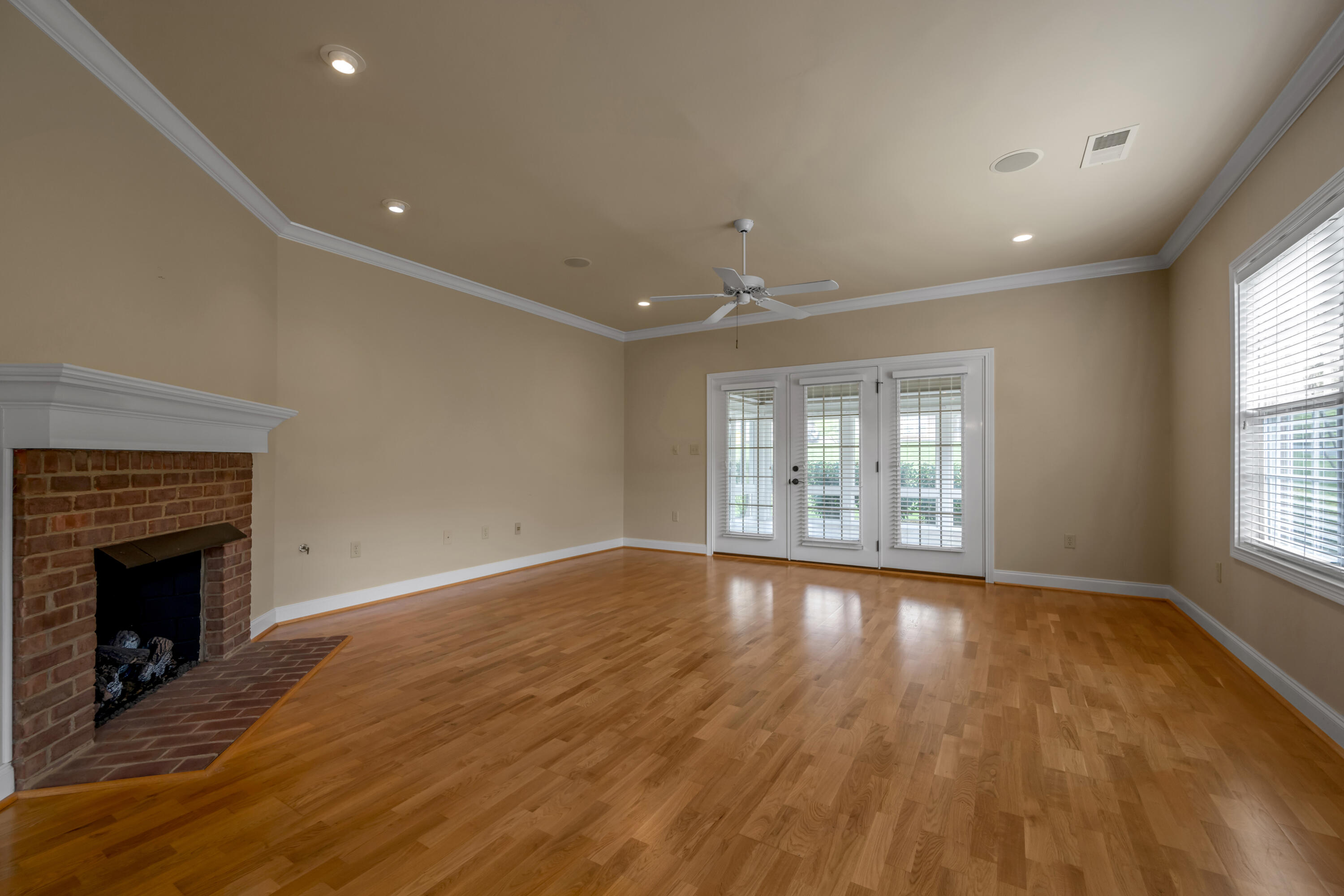 3456 Rabbits Foot Trail Lexington, KY 40503 - Photo 10 of 67 Living/Dining Room