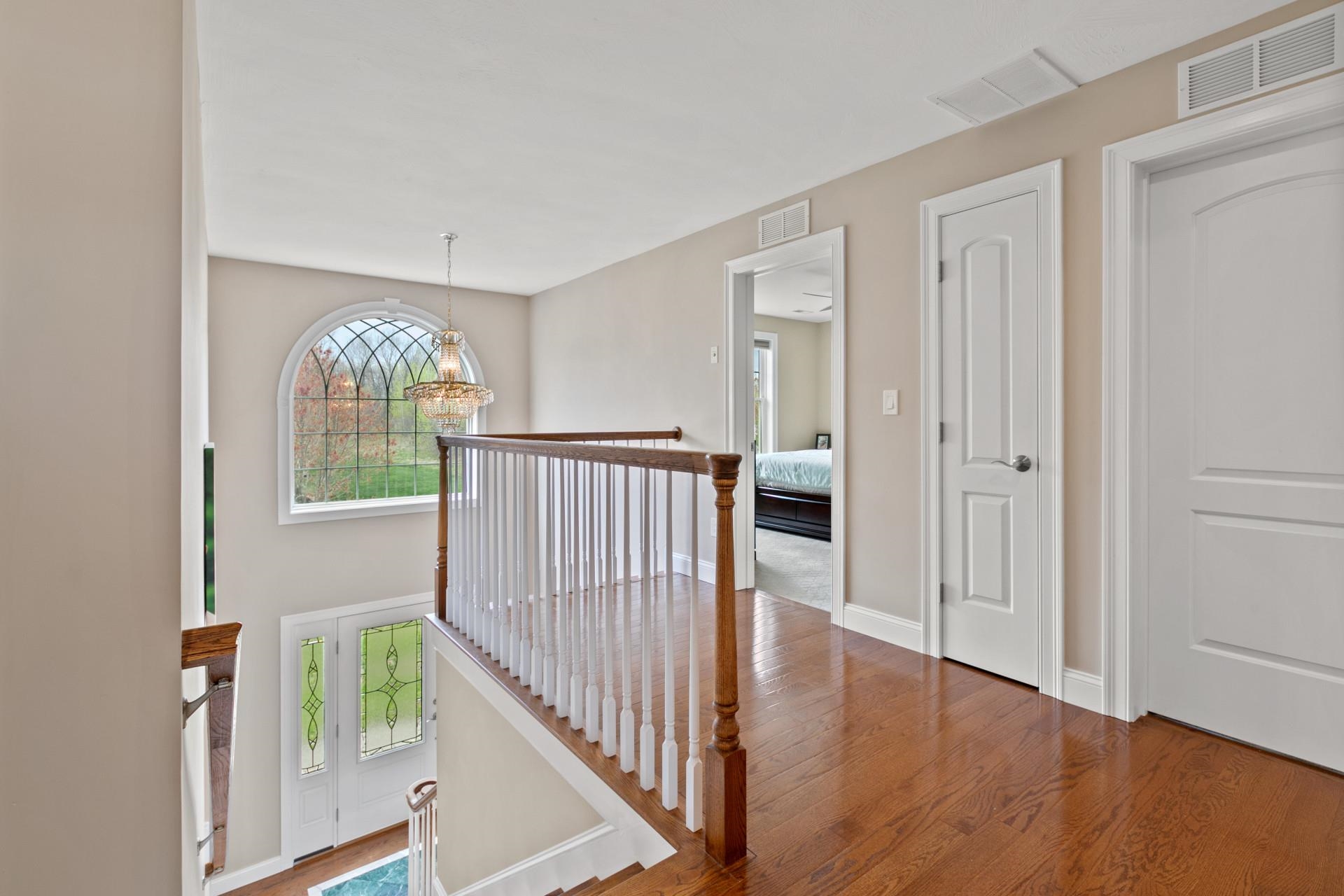 47 Stanwood Road Salem, NH 03079 - Photo 6 of 36 Gallery Image 6
