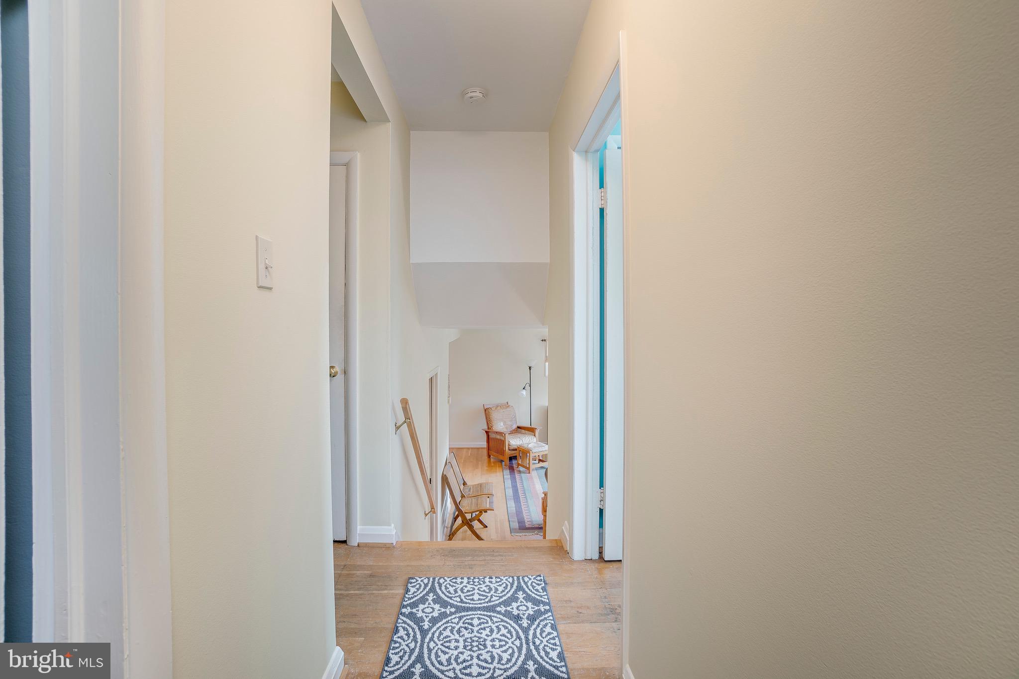 200 Rollingdale Road Baltimore, MD 21228 - Photo 33 of 58 Hallway view
