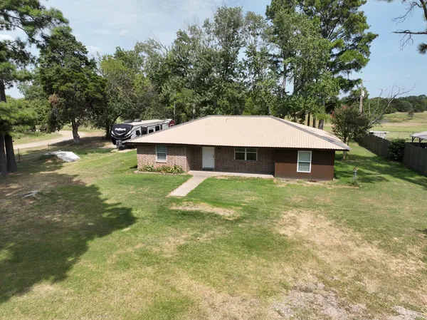 $210,000 | 174 Hummingbird Circle, Colbert, OK 74733