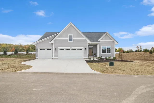 $494,500 | 581 Sun Vale Lane, Grandville, MI 49418