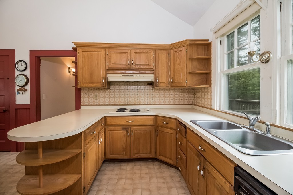 5 Island Farm Road Carver, MA 02330 - Photo 11 of 29 Gallery Image 11