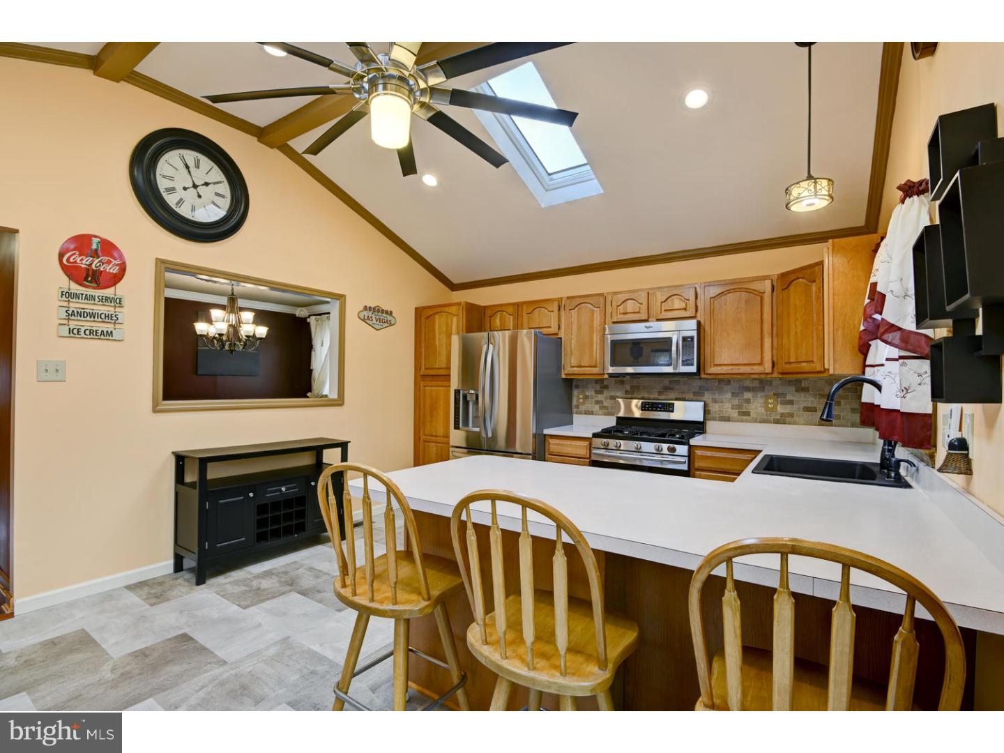 24 Sun Valley Road Hamilton Square, NJ 08690 - Photo 13 of 25 Gallery Image 13