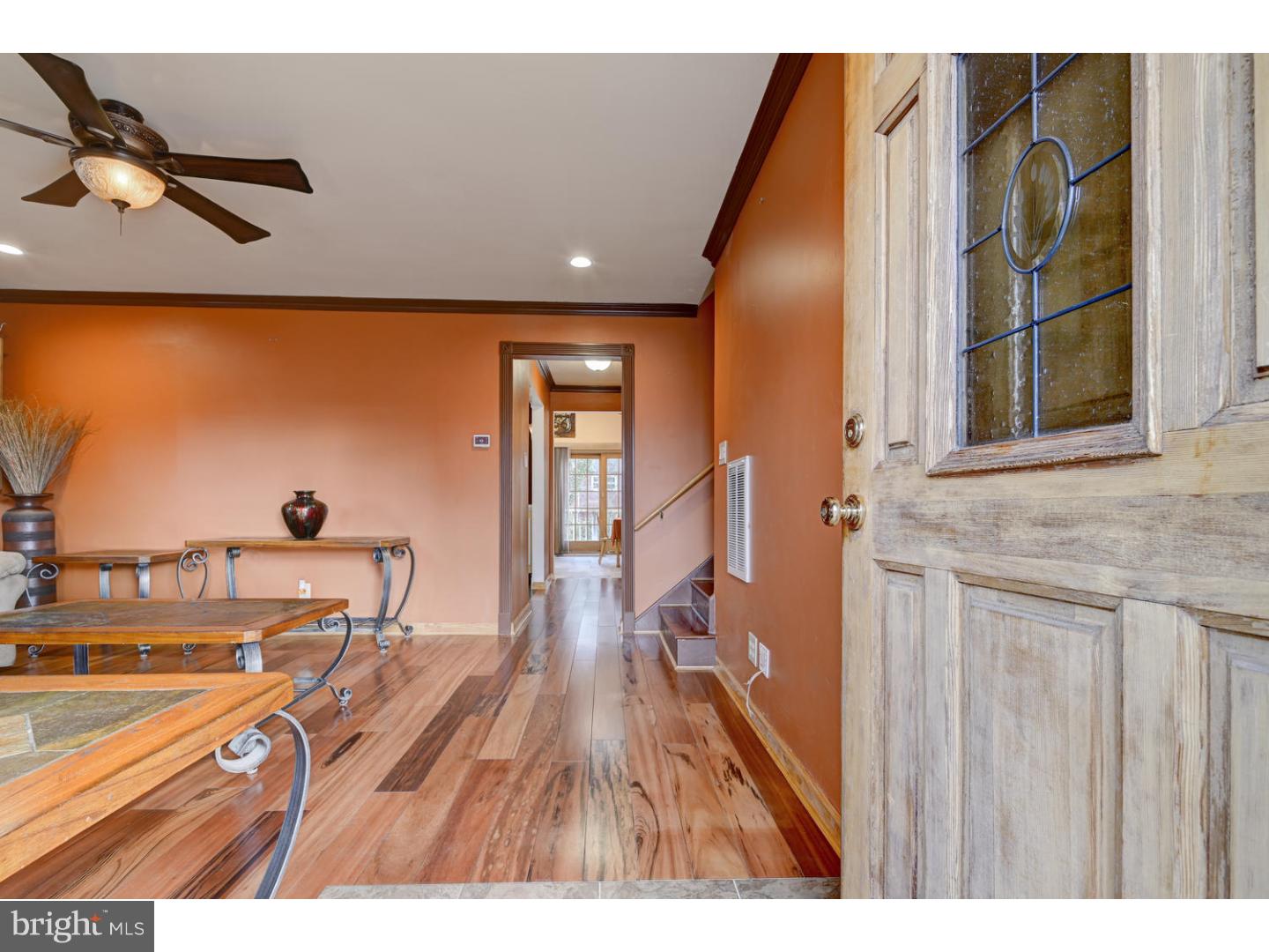 24 Sun Valley Road Hamilton Square, NJ 08690 - Photo 4 of 25 Gallery Image 4